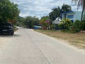 lô đất vừa đẹp lại vừa hiếm mặt tiền đường chính xuân sơn, tây vĩnh trung dt 79,8m2 full thổ