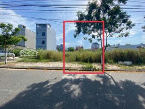 bán lô đất đường nguyễn nghiễm, cách biển chỉ 500m. dt 85m2, giá 3 tỷ 9 lh 