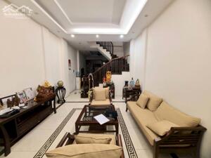 Cần BÁN GẤP nhà phân lô cán bộ phố Ngụy Như Kon Tum, 50m2x 5 tầng, MT 4m, giá chào 18,5tỷ