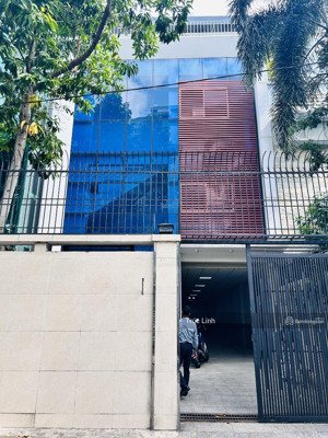 nhà mt khu thảo điền 8x25m trệt 3 lầu cho thuê