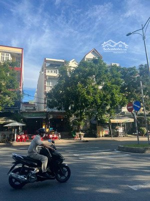 bán nhà 4m x 20m, 5 tầng, thu nhập 55 triệu/tháng, giá 20 tỷ mặt tiền đường phú thuận 24mét, quận 7