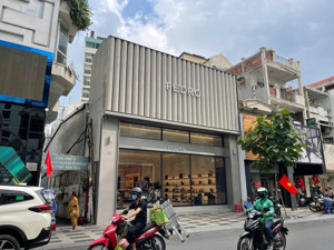 bán đất vàng. vị trí kim cương lý tự trọng - bến nghé - quận 1. diện tích: 358m2. mặt tiền 17m