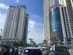 bán nhà hàm nghi,lô góc,dân xây tâm huyết,4 tầng ở ngay ,gần lê đức thọ , hồ tùng mậu, trường tm