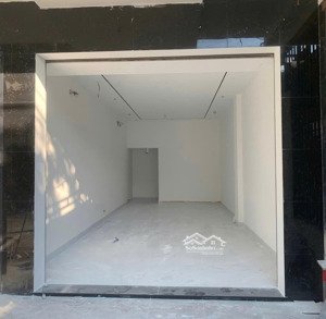 bên mình đang có mặt bằng kinh doanh đường lê quảng chí, hoà xuân
