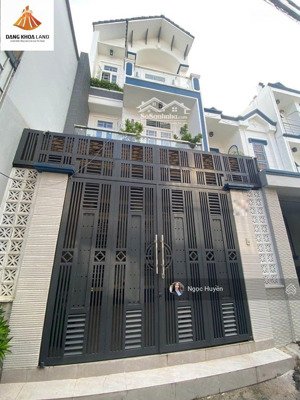 bán nhà 3 tầng - gần nhà thờ tam hải hxh - dt : gần 100m2 - giá 8 tỷ -ngang 4,8m