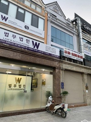cho thuê nhà nguyễn căn tại a10 nam trung yên . dt : 75 m * 4 tầng . mt : 6 m . thông sàn, nhà mới