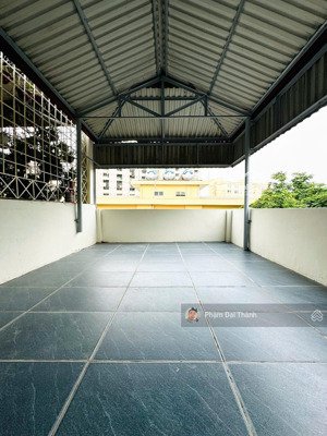 bán nhà phố ngọc thụy, 60m2 x 5 tầng x lô góc x 4 thoáng x ô chờ thang máy x ô tô vào nhà, giá 9 tỷ