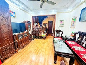 bán nhà, gần phố, ở ngay, văn cao, ba đình, dt: 60 m2, giá 13 tỷ 800 tr, lh: 