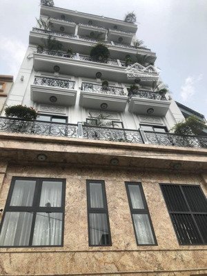 chính chủ bán tòa nhà mặt phố xã đàn, 150m2 mt 7m, vị trí trung tâm phố