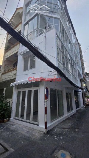 cho thuê nhà nguyên căn khu cao thắng, p.5, quận 3 - góc 2 mặt tiền.