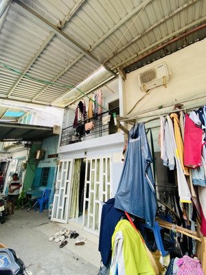 chỉ 970 triệu có nhà 1 trệt 1 lầu! gần phạm văn đồng - hẻm sạch