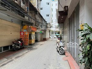 bán nhà tập thể giải phóng - 3 phòng ngủ - giá nhỉnh 4 tỷ. liên hệ : 