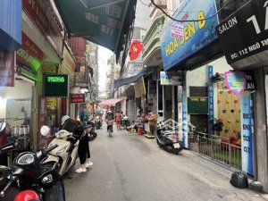 vị trí đắc địa, hoàng ngân 44m*5t*giá chào 11,5 tỷ, cách ô tô tránh,7m ngõ thông,kd sầm uất,ở vip