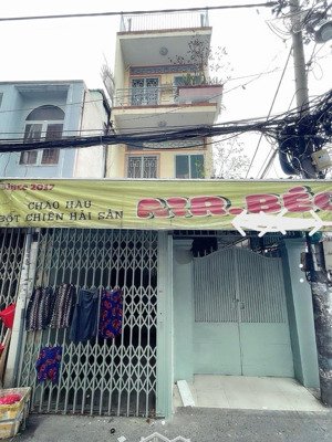 nhà 3 tầng 65m2(4.3x15.5)-lô góc kd-hẻm 4m hậu giang-giá 6.5 tỷ