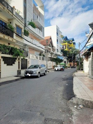 200m2- 11x18m khu biệt thự cư xá lê đại hành, quận 11