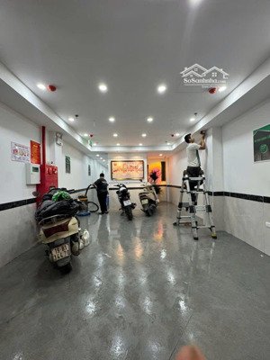 chính chủ cần bán toà ccmn tt đống đa 64.5m2*7t gần ô tô ngõ rộng, gần phố, pccc đủ, dt 90tr/tháng