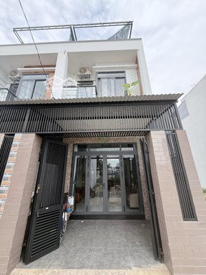 cho thuê nhà mới 3 phòng ngủ full nội thất giá 12 triệu/tháng trung tâm thành phố