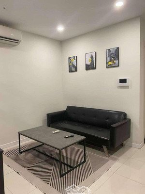 chính chủ cần bán căn 2pn 2wc 62m2 giá 1.1 tỷ. lh: 