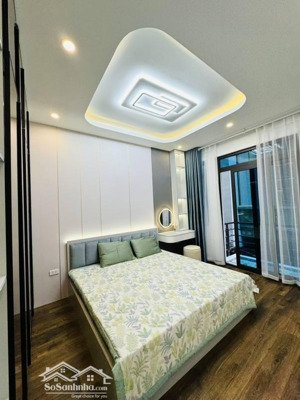 nhà đẹp vũ phạm hàm, nội thất hiện đại, ngõ thoáng, sáng, 50m ra đường ô tô, phố, 5 tầng hơn 8 tỷ