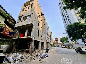 bán nhà ngọc lâm 58m2-hơn 15 tỷ-6 tầng thang máy-mt 5.5m-phâp lô-ô tô tránh-lô góc-kinh doanh