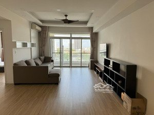 cho thuê căn hộ cao cấp riverside residence- phú mỹ hưng. 140m2 giá chỉ 33tr/tháng. tầng cao.