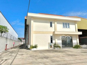 cho thuê xưởng trong khu công nghiệp bến lức, long an khuôn viên dt 3150, xưởng 2100m, vp 200m