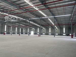 cho thuê 3 nhà kho xưởng 2000m2, 4000m2, 5167m2 gần kcn châu đức, gần cảng cái mép phú mỹ 1