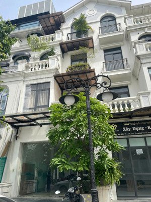 bán gấp sao biển 1 đã hoàn thiện, đông nam, dt 70 m2 tại vinhomes ocean park 1 gia lâm, giá 18,x tỷ