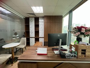 cần cho thuê luôn văn phòng 210m2 tại triều khúc, thanh xuân giá siêu rẻ. lh ngay chính chủ