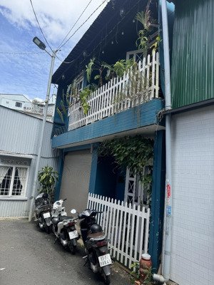 bán nhà riêng 2tầng 72,36m2 tại 39/3 ngô thì nhậm phường 4 thành phố đà lạt , lâm đồng giá 6tỷ