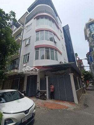 cho thuê nhà trần duy hưng dt 90m2, 5 tầng, 2 mt 6m, chia 2p/tầng, thang máy + vs giữa, có đh, nl