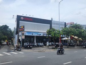 cho thuê nhà mt đường trần não, quận2, diện tích 15x38 trống suốt . giá rẻ . lh . hoàng.