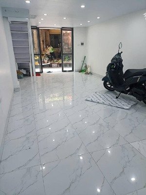 nhà riêng 2pn, 2wc, 35m2 chợ 5 tầng tam trinh hoàng mai, hà nội, 1,8 tỷ