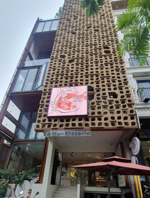 bán nhà mặt phố lạc long quân. diện tích 115m x9 tầng có hầm. mặt tiền 9,5m . giá 80 tỷ.