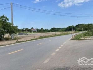 chính chủ cần bán hơn 400m2 full thổ cư, mt 20m đường qh mở rộng 100m