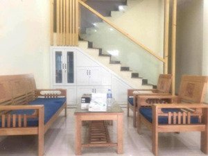 cc cần bán căn nhà 2 tầng ngay công viên châu á, 60,8m2 đường lưu quý kỳ,giá chỉ 6ty290. 