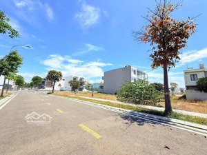 giá tốt nhất thị trường - lô biệt thự mặt tiền đường 79