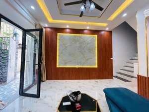 bán nhà kim ngưu, cực hiếm, 45,6m mt4,2m chỉ 7,7tỷ. full nội thất xịn xò