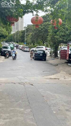 Bán Tòa KS VP Trần Thái Tông Cầu Giấy DT 135 m Nhà xây 9 tầng với Doanh Thu 130 tr/ tháng SĐCC GPXD PCCC giá bán 69 tỷ