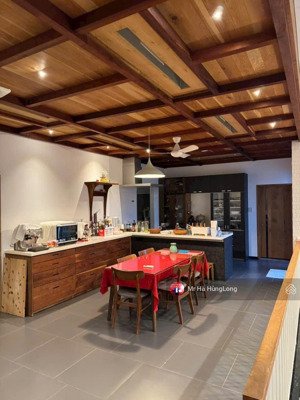 bán villa 2 mặt tiền đường nguyễn văn hưởng và vũ văn cẩn, dt: 800m2