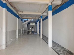 bán đất mặt tiền ngô quyền dt 221m2, tặng 2 căn nhà 2 tầng có tầng hầm, cách biển mân thái 700m