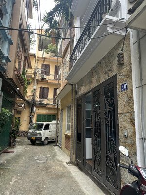 tôi chính chủ sổ đỏ tên tôi bán nhà 5 tầng ngõ 381 nguyễn khang,cầu giấy, hà nội