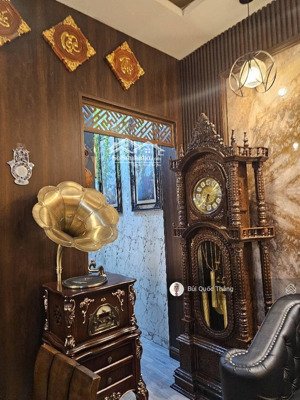 bán nhà riêng đẹp, nhiều tiện ích tại cầu giấy, ngõ rộng, chưa đến 20m ra phố với 36m x 5t x 8,2 tỷ