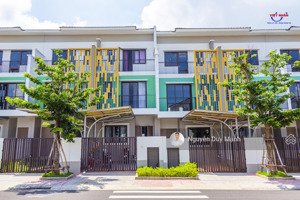 bán nhà liền kề 3 tầng kđt suncasa vsip ii,vị trí đẹp giá chỉ 3.25tỷ/100m2 full sổ hồng sẵn