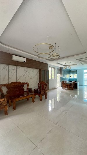 cho thuê bt tại dragon village, 15 triệu vnd, 160m2, 5pn, 4wc, chính chủ