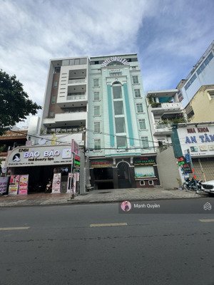 tòa nhà mặt tiền 5 tầng lê đức thọ, dt 8x25m, vị trí kinh doanh đắc địa