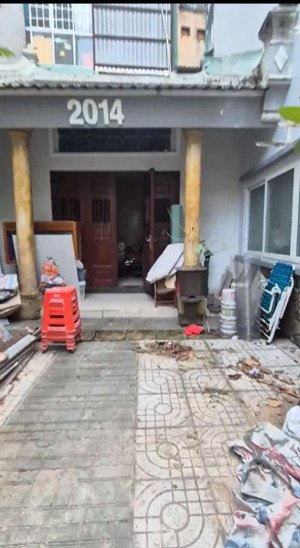 nhà 55m2, nở hậu - 15m ra mt lạc long quân - p11, tân bình - sổ đẹp - giá chỉ 5.7 tỷ