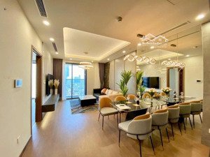 tôi chính chủ bán căn hộ n07 thành thái b1, căn góc 112m2 3pn,2wc- giá chuẩn 9 tỷ :lh 