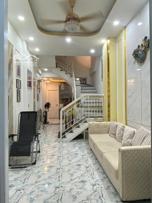 cho thuê nhà 2 tầng trung tâm tp đà nẵng full nội thất ở ngay