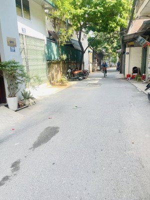 bán nhà mặt ngõ 140 trần phú, mỗ lao hà đông, diện tích 110m2, mặt tiền 11m, giá nhỉnh 26 tỷ